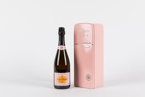 FRANCIA : Veuve Clicquot Ponsardin Brut Edizione Smeg (1 BT)  - Asta Vini e Distillati - Associazione Nazionale - Case d'Asta italiane