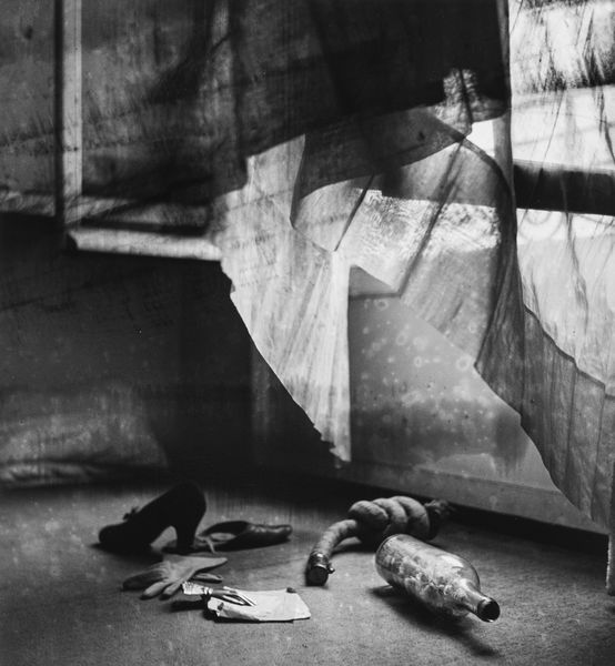 Dora Maar : Composition au pied de la fenêtre  - Asta Fotografia - Associazione Nazionale - Case d'Asta italiane