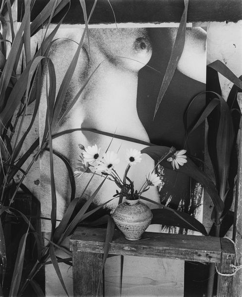 George Woodman : Still Life, Little vase, Vivienne  - Asta Fotografia - Associazione Nazionale - Case d'Asta italiane