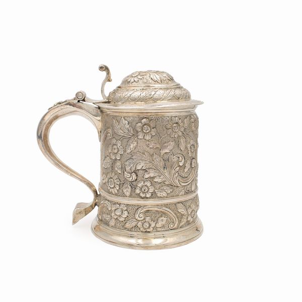 Tankard in argento  - Asta Argenti e l'Arte della Tavola - Associazione Nazionale - Case d'Asta italiane