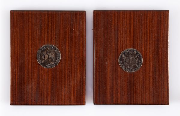 5 Franchi 1870 Napoleone III Francia Parigi. Divisa a met e montata su 2 basi di legno  - Asta Numismatica - Associazione Nazionale - Case d'Asta italiane