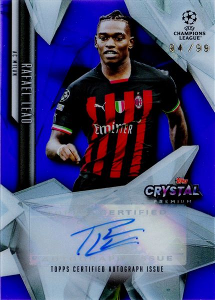 Rafael  Leao : Milan - Topps Crystal Premium UEFA CL Purple Rainbow 94/99  - Asta Pop Culture / Memorabilia e Card - Associazione Nazionale - Case d'Asta italiane