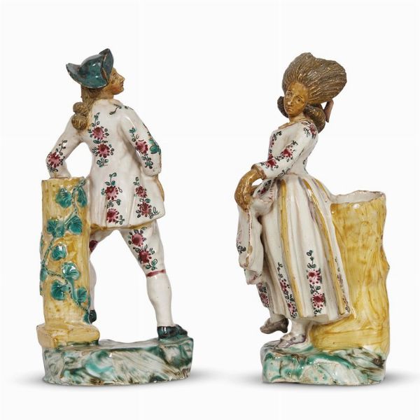 COPPIA DI PICCOLE FIGURE, JACQUES BOSELLY, SAVONA, 1780-1790 CIRCA  - Asta IMPORTANTI MAIOLICHE DAL RINASCIMENTO AL SETTECENTO - Associazione Nazionale - Case d'Asta italiane