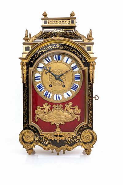 Orologio Boulle in legno ebanizzato, Francia, XVIII secolo  - Asta Antiquariato - Mobili, Sculture e Oggetti d'Arte - Associazione Nazionale - Case d'Asta italiane