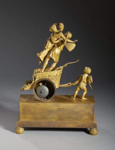 MANIFATTURA FRANCESE DEL XIX SECOLO : Pendola da tavolo in bronzo dorato con Amore e Psiche su un cocchio trainato da un putto, su base decorata a rilievo con festoni, canestre di fiori e scena mitologica  - Asta Asta 423 | ARTE ANTICA E DEL XIX SECOLO Online - Associazione Nazionale - Case d'Asta italiane