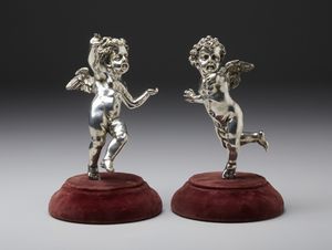 ARGENTIERE ITALIANO DEL XX SECOLO : Coppia di putti probabilmente in argento  - Asta Asta 423 | ARTE ANTICA E DEL XIX SECOLO Online - Associazione Nazionale - Case d'Asta italiane