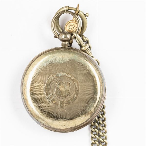 Orologio da tasca di produzione Svizzera, cassa in argento, quadrante in argento con numeri romani in oro, movimento con scappamento ad ancora, 1870 circa, con catena in argento  - Asta Orologi da Tasca - Associazione Nazionale - Case d'Asta italiane