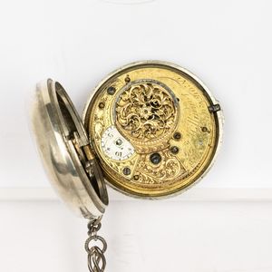 Orologio da tasca Williams London, 1790-1800, ribaltina inglese , doppia cassa in argento, scappamento a verga, con conoide e catena.<BR>Quadrante in smalto bianco.  - Asta Orologi da Tasca - Associazione Nazionale - Case d'Asta italiane