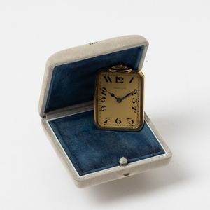 Orologio da tasca Tiffany in oro 18 kt con scatola, movimento Con scappamento ad ancora (ref 725), met anni '60  - Asta Orologi da Tasca - Associazione Nazionale - Case d'Asta italiane