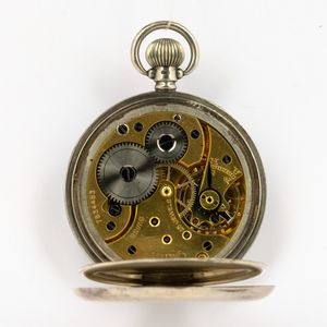 Orologio da tasca Omega del 1933, cassa in argento, movimento scappamento ad ancora, quadrante in smalto bianco  - Asta Orologi da Tasca - Associazione Nazionale - Case d'Asta italiane