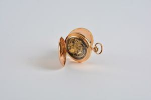 Le Coultre et Co orologio da tasca ripetizione minuti e cronografo del 1900 circa. <BR>Cassa 4 corpi in oro rosa 18kt, tipo savonette, attivazione della ripetizione a slitta, a pulsante per il crono. <BR>Quadrante in smalto bianco. <BR>Movimento Le Coultre a ponti separati, spirale Breguet, scappamento ad ancora. <BR>Suoneria a due martelli  su due gong.  - Asta Orologi da Tasca - Associazione Nazionale - Case d'Asta italiane