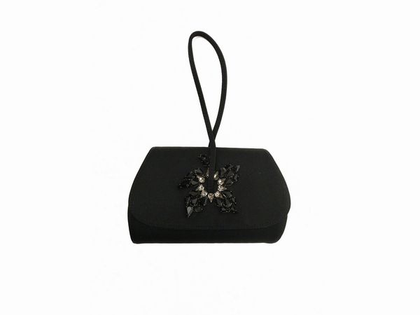 Rodo, Clutch da sera in raso nero  - Asta Vintagemania - Associazione Nazionale - Case d'Asta italiane