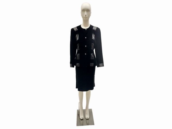 Giorgio Armani, Tailleur da cocktail in velluto nero  - Asta Vintagemania - Associazione Nazionale - Case d'Asta italiane