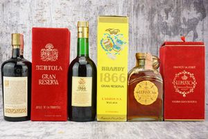 Selezione Brandy  - Asta Halloween Spirits - Rum, Cognac & more - Associazione Nazionale - Case d'Asta italiane