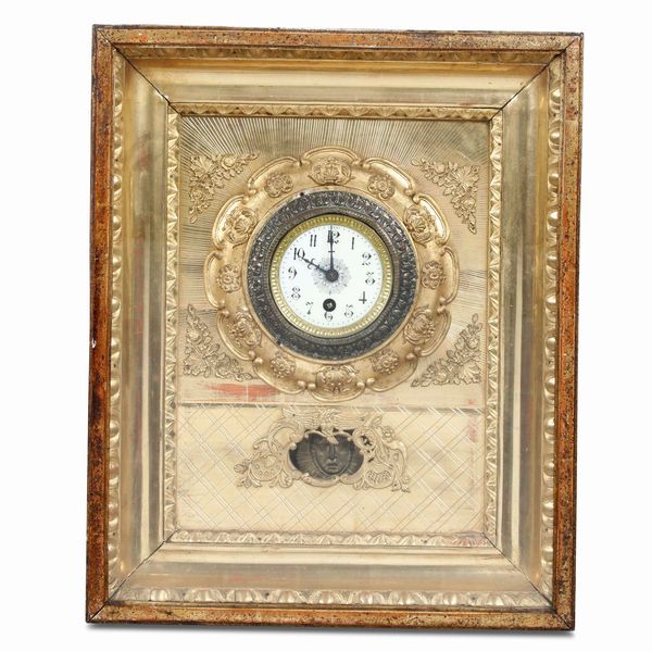 Orologio da parete in legno intagliato e dorato, XIX secolo  - Asta Pendole e orologi - Associazione Nazionale - Case d'Asta italiane