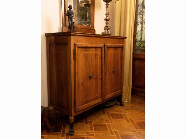 Credenza in ciliegio  - Asta L'arte di arredare - Associazione Nazionale - Case d'Asta italiane