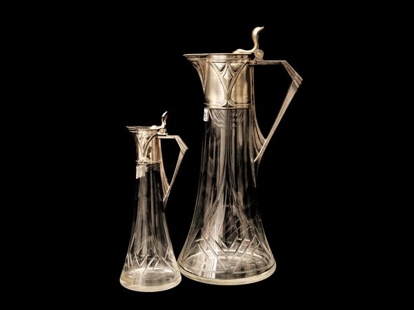 Due caraffe Art Nouveau in cristallo molato e metallo argentato, WMF  - Asta L'arte di arredare - Associazione Nazionale - Case d'Asta italiane