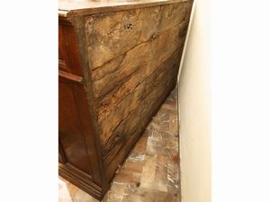 Credenza in noce  - Asta L'arte di arredare - Associazione Nazionale - Case d'Asta italiane