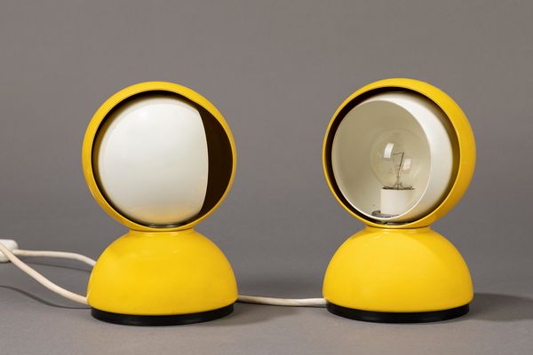 VICO MAGISTRETTI : Coppia di lampade da tavolo  - Asta Design e Arti Decorative - Associazione Nazionale - Case d'Asta italiane