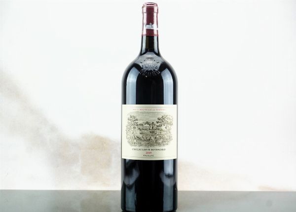 Château Lafite Rothschild 2009  - Asta LA RAFFINATEZZA DELLA COMPLESSITA' - Vini Pregiati e da Collezione - Associazione Nazionale - Case d'Asta italiane