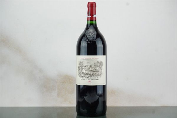 Château Lafite Rothschild 2004  - Asta LA RAFFINATEZZA DELLA COMPLESSITA' - Vini Pregiati e da Collezione - Associazione Nazionale - Case d'Asta italiane