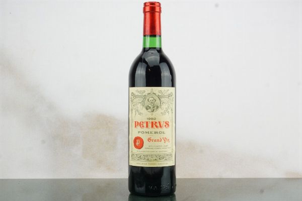 Pétrus 1982  - Asta LA RAFFINATEZZA DELLA COMPLESSITA' - Vini Pregiati e da Collezione - Associazione Nazionale - Case d'Asta italiane