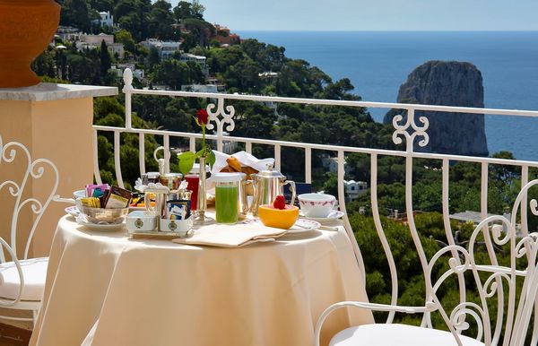 Grand Hotel Quisisana - Capri (NA)  - Asta PANDOLFINI PER AMICI DI URI - ASTA BENEFICA PER SOSTENERE LA RICERCA SCIENTIFICA UROLOGICA - Associazione Nazionale - Case d'Asta italiane