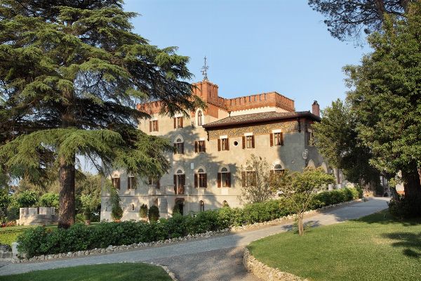 Borgo dei Conti Resort - Perugia  - Asta PANDOLFINI PER AMICI DI URI - ASTA BENEFICA PER SOSTENERE LA RICERCA SCIENTIFICA UROLOGICA - Associazione Nazionale - Case d'Asta italiane