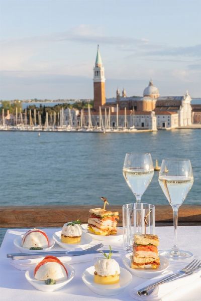 Londra Palace Hotel - Venezia  - Asta PANDOLFINI PER AMICI DI URI - ASTA BENEFICA PER SOSTENERE LA RICERCA SCIENTIFICA UROLOGICA - Associazione Nazionale - Case d'Asta italiane