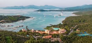 Hotel Cala di Volpe Costa Smeralda - Capriccioli (SS)  - Asta PANDOLFINI PER AMICI DI URI - ASTA BENEFICA PER SOSTENERE LA RICERCA SCIENTIFICA UROLOGICA - Associazione Nazionale - Case d'Asta italiane