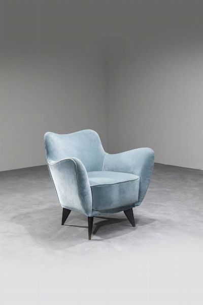 GUGLIELMO VERONESI : Poltrona con struttura in legno e rivestimento in tessuto.  Prod. I.S.A  anni '50 cm 78x83x75  Piccoli difetti  - Asta Asta di Design - Associazione Nazionale - Case d'Asta italiane