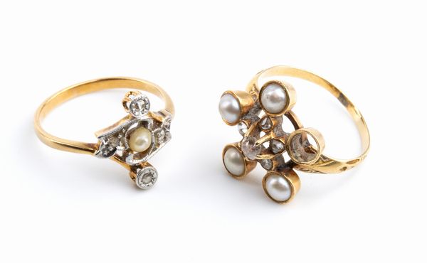 Lotto di 2 anelli in oro, diamanti e perle  - Asta Gioielli, orologi, argenti e penne - Associazione Nazionale - Case d'Asta italiane