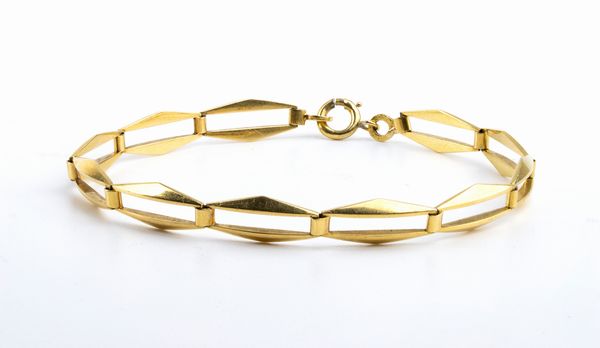 Bracciale in oro con maglie a rombo  13,50 gr  - Asta Gioielli, orologi, argenti e penne - Associazione Nazionale - Case d'Asta italiane