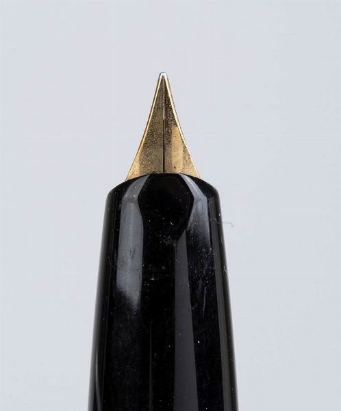 AURORA - Penna a sfera e penna stilografica in oro 8K  - Asta Gioielli, orologi, argenti e penne - Associazione Nazionale - Case d'Asta italiane