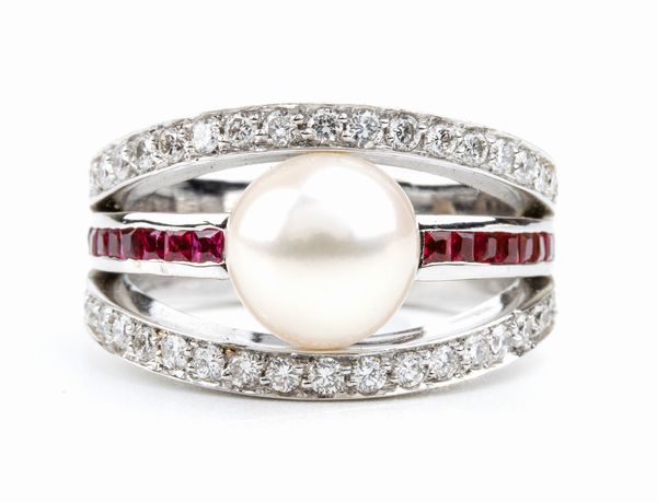 ASCIONE: anello in oro con rubini, diamanti e perla  - Asta Gioielli, orologi, argenti e penne - Associazione Nazionale - Case d'Asta italiane