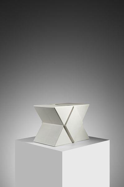 SOTTSASS ETTORE (1917 - 2007) : Vaso mod. Y30 della serie Yantra per Design Centre - Poltronova  - Asta Asta 427 | DESIGN E ARTI DECORATIVE DEL NOVECENTO Tradizionale - Associazione Nazionale - Case d'Asta italiane