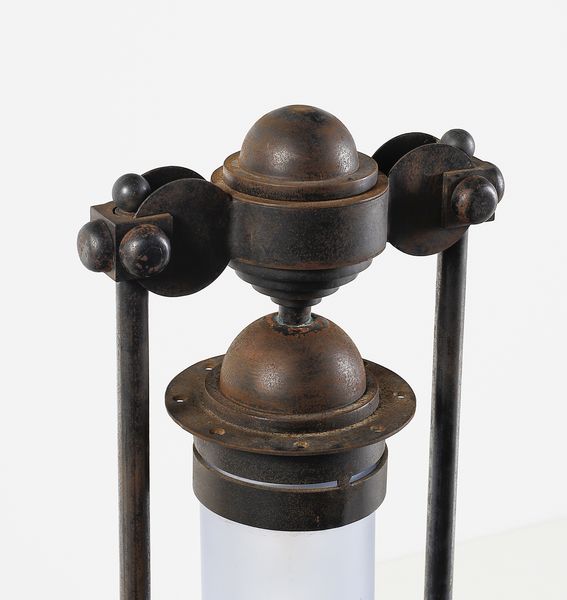 FALLANI ROBERTO  (n. 1937) : Lampada da tavolo-scultura  - Asta Asta 427 | DESIGN E ARTI DECORATIVE DEL NOVECENTO Tradizionale - Associazione Nazionale - Case d'Asta italiane