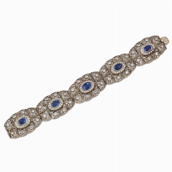 BRACCIALE CON ZAFFIRI CEYLON E DIAMANTI  - Asta Gioielli - Associazione Nazionale - Case d'Asta italiane