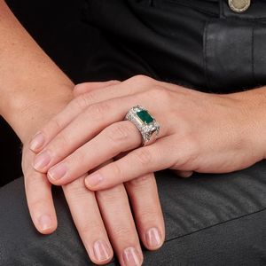 ANELLO CON SMERALDO E DIAMANTI  - Asta Gioielli - Associazione Nazionale - Case d'Asta italiane