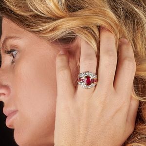 ANELLO CON RUBINI E DIAMANTI  - Asta Gioielli - Associazione Nazionale - Case d'Asta italiane