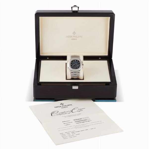 PATEK PHILIPPE : PATEK PHILIPPE NAUTILUS REF. 5712/1A N. 31736XX/44194XX  - Asta OROLOGI DA POLSO E DA TASCA - Associazione Nazionale - Case d'Asta italiane