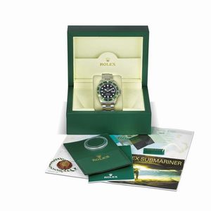 ROLEX : ROLEX SUBMARINER GHIERA VERDE "KERMIT" REF. 16610LV N. D8633XX ANNO 2006  - Asta OROLOGI DA POLSO E DA TASCA - Associazione Nazionale - Case d'Asta italiane