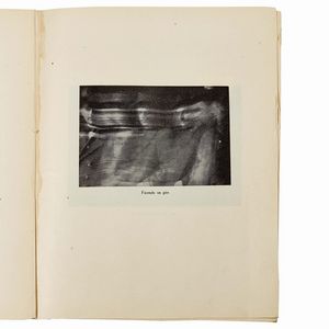 (Futurismo)   BRAGAGLIA, Anton Giulio.   Fotodinamismo futurista. Sedici tavole. Terza edizione  . Roma, Nalato editore (Tip. Poliglotta “Mundus” di G. U. Nalato. Roma, Via Corsi 74), s.d. [1914].  - Asta LIBRI, MANOSCRITTI E AUTOGRAFI - Associazione Nazionale - Case d'Asta italiane