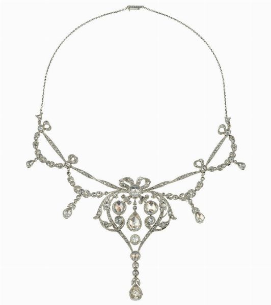 Tiara modificata e trasformata in collier. Con diamanti di vecchio taglio e taglio rosa  - Asta Fine Jewels - Associazione Nazionale - Case d'Asta italiane