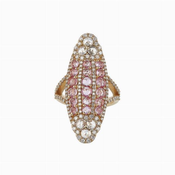 Anello con corindoni rosa e diamanti taglio rosa d'Olanda  - Asta Fine Jewels - Associazione Nazionale - Case d'Asta italiane