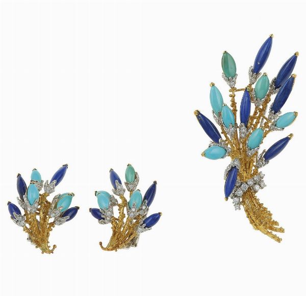 Demi-parure composta da spilla ed orecchini con turchesi, smalti e diamanti  - Asta Fine Jewels - Associazione Nazionale - Case d'Asta italiane