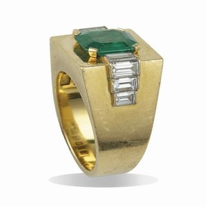 Bulgari. Anello con smeraldo Colombia di ct 2.30 e diamanti  - Asta Fine Jewels - Associazione Nazionale - Case d'Asta italiane