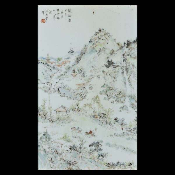 Placca in porcellana a decoro paesaggistico con scene di vita comune, Cina, Repubblica, XX secolo  - Asta Fine Chinese Works of Art - Associazione Nazionale - Case d'Asta italiane