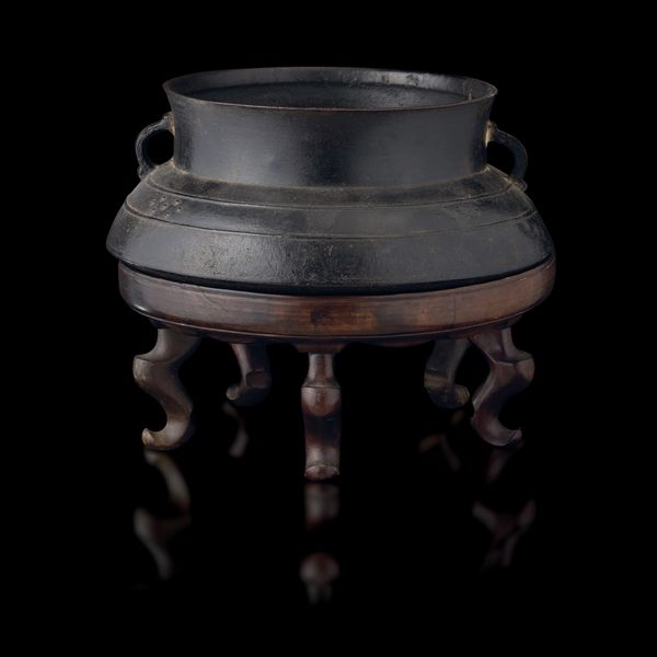 Bowl in bronzo, Cina, Dinastia Ming, XVII secolo<BR>  - Asta Fine Chinese Works of Art - Associazione Nazionale - Case d'Asta italiane