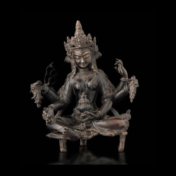 Figura di Vasudhara in bronzo, Nepal, XVII secolo  - Asta Fine Chinese Works of Art - Associazione Nazionale - Case d'Asta italiane